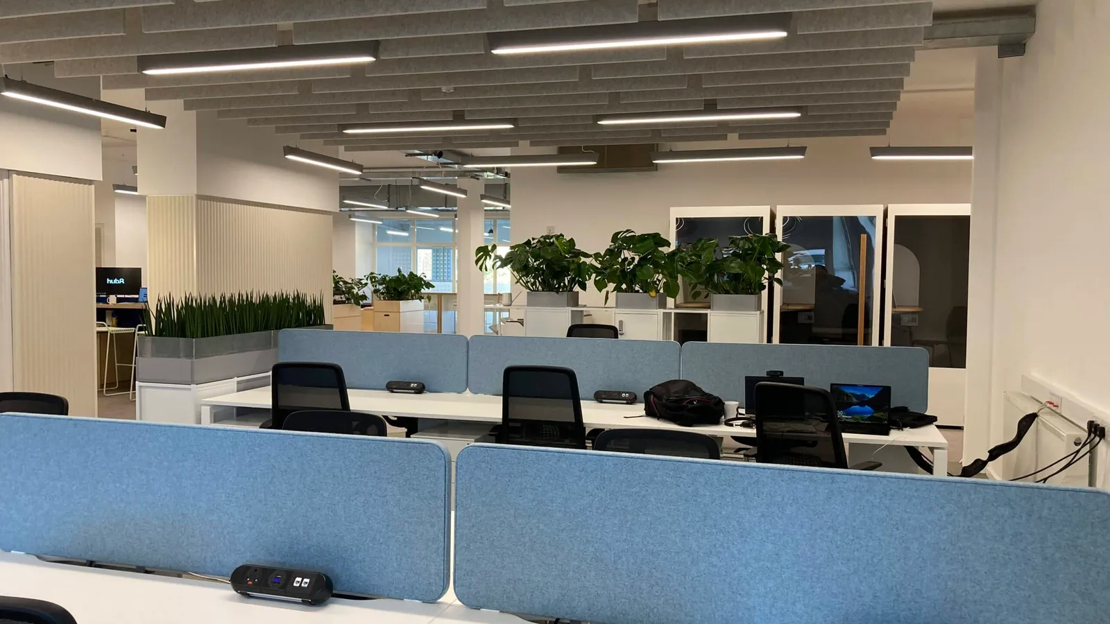 Hot Desk